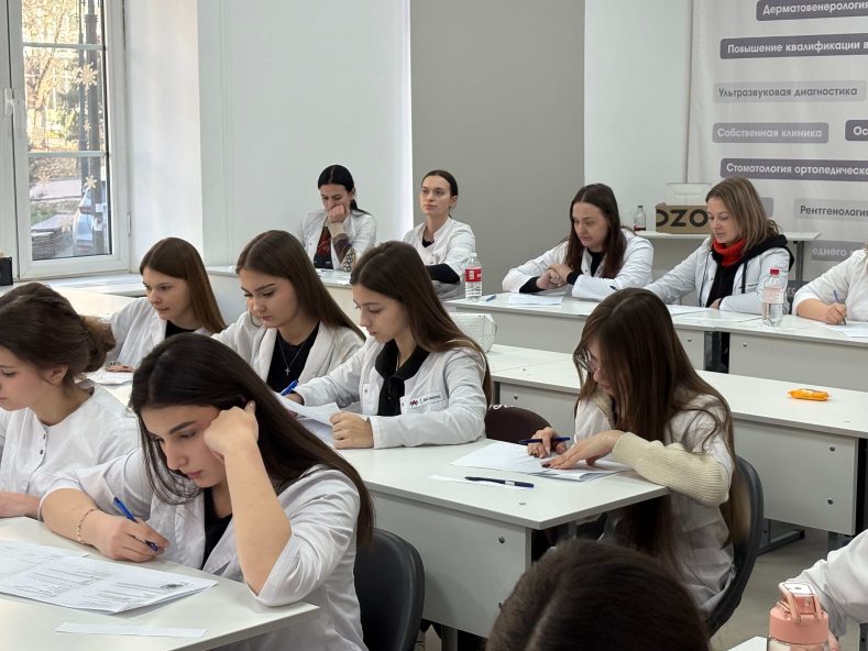 Обучение в медицинском колледже