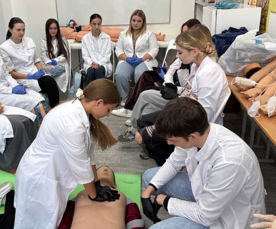 Медицинские классы при школах, колледжах и вузах
