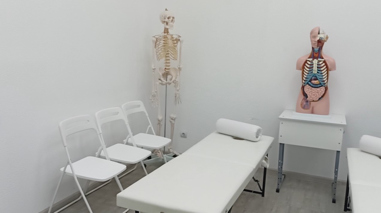 Операционная медицинская сестра: требования и карьерные перспективы