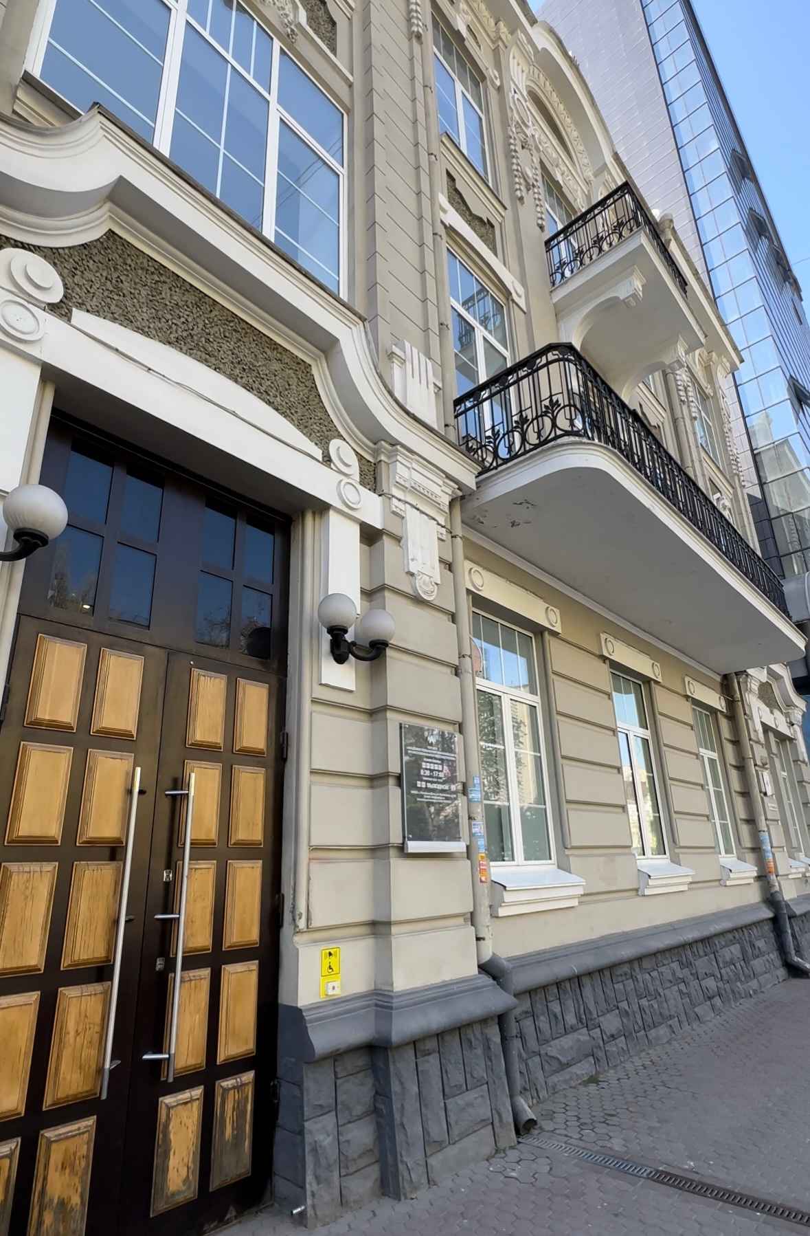 Не сдал ЕГЭ: что делать и куда поступить без аттестата за 11 класс?