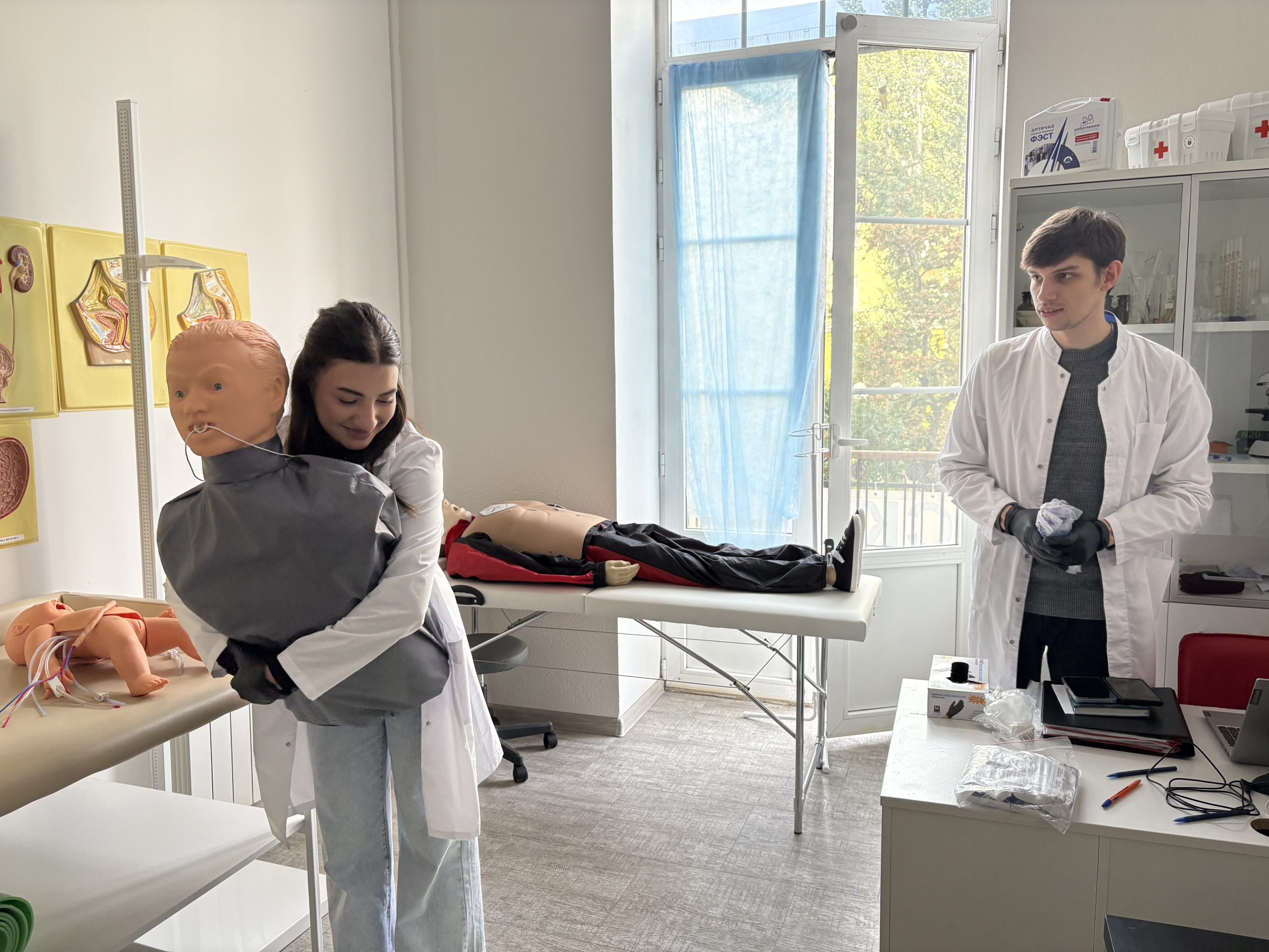 Обучение медсестёр технике извлечения инородных тел из дыхательных путей