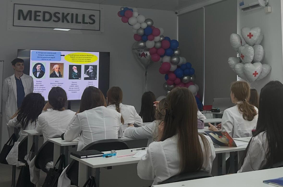 В медицинском колледже «МедСкиллс» началась учебная неделя