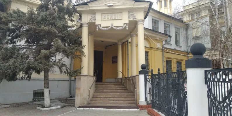 Саратовский медицинский: кафедры, баллы, стоимость, ординатура