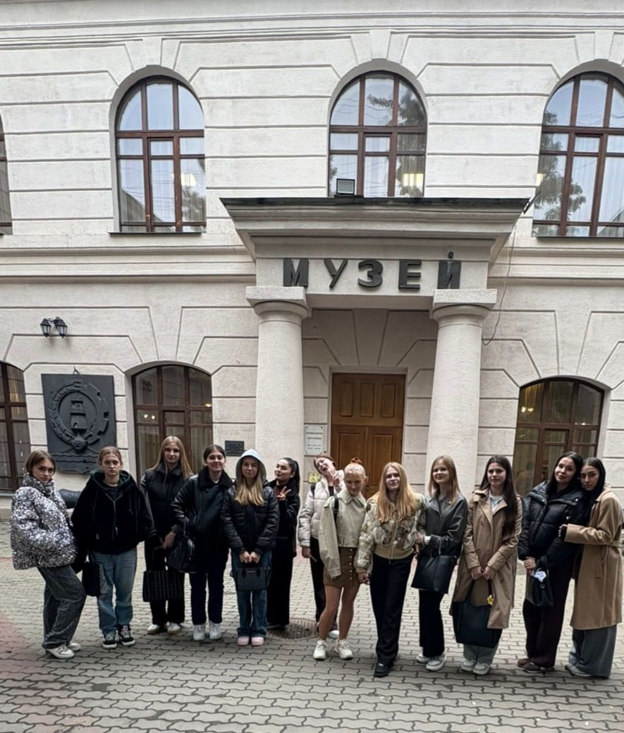 Студенты «МедСкиллс» посетили областной музей краеведения
