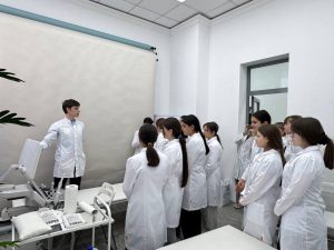 В «МедСкиллс» состоялось профориентационное мероприятие для школьников Егорлыкского района