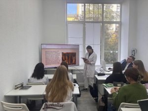 В «МедСкиллс» прошла защита проектов о прошлом и будущем медицины