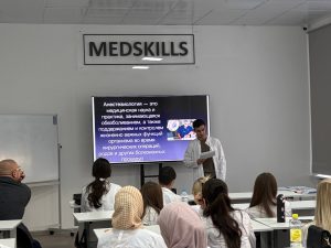 В «МедСкиллс» прошла защита проектов о прошлом и будущем медицины