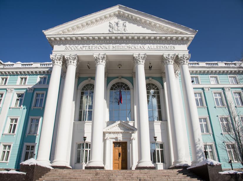 Абитуриенту Амурской ГМА