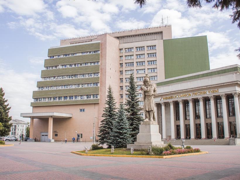 Абитуриенту ЮУГМУ