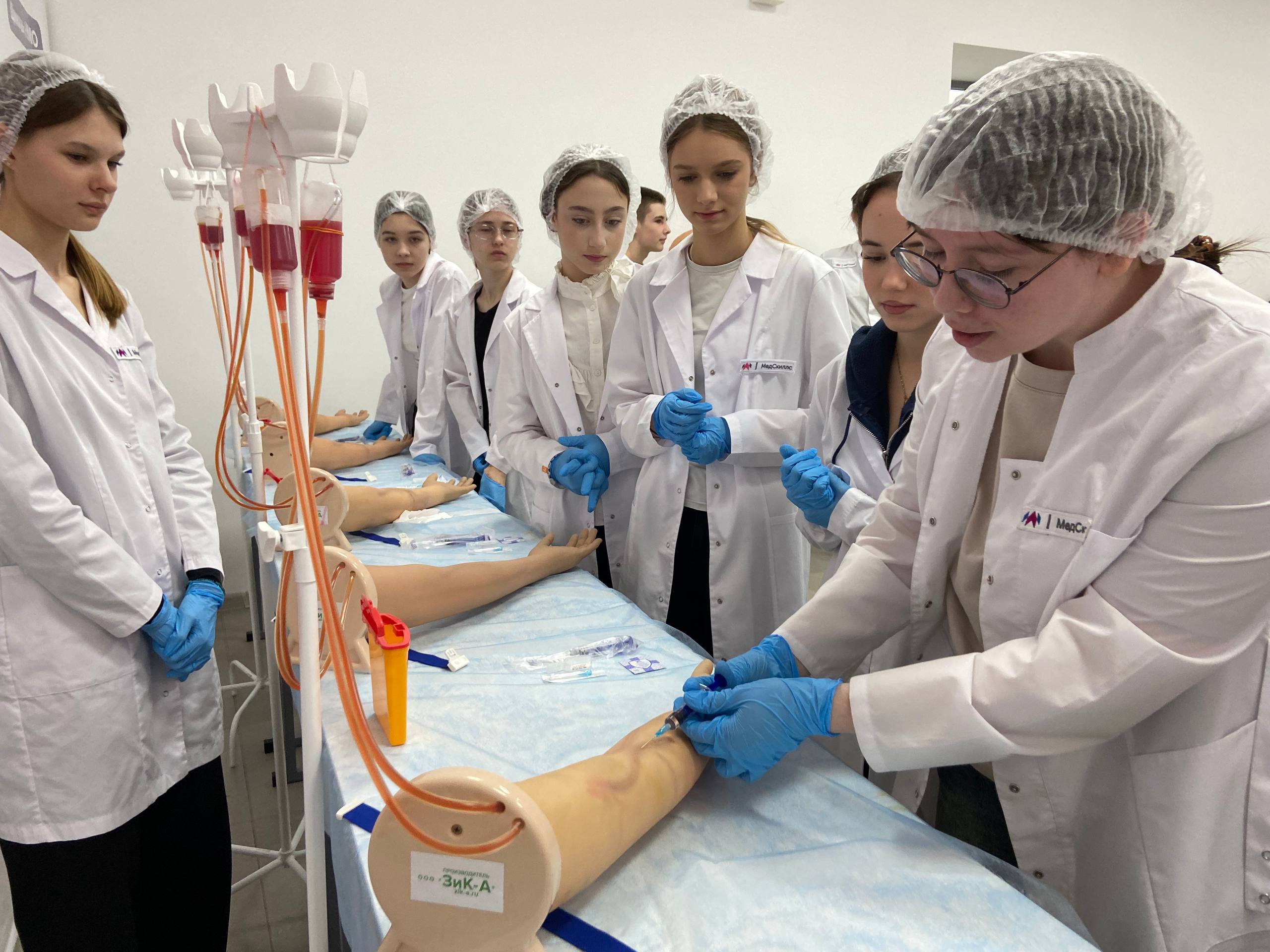 «МедСкиллс» и Лицей №50 при ДГТУ: начинаем профориентационное партнерство