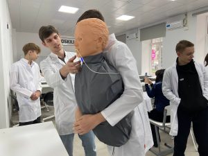 «МедСкиллс» и Лицей №50 при ДГТУ: начинаем профориентационное партнерство