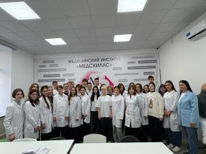 Встреча со школьниками Школы №4 в стенах колледжа «МедСкиллс»