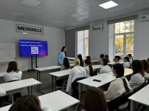 Встреча со школьниками Школы №4 в стенах колледжа «МедСкиллс»
