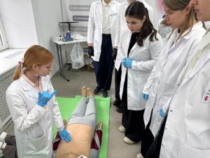 Профессиональные пробы для учащихся Лицея №58 в стенах «МедСкиллс»