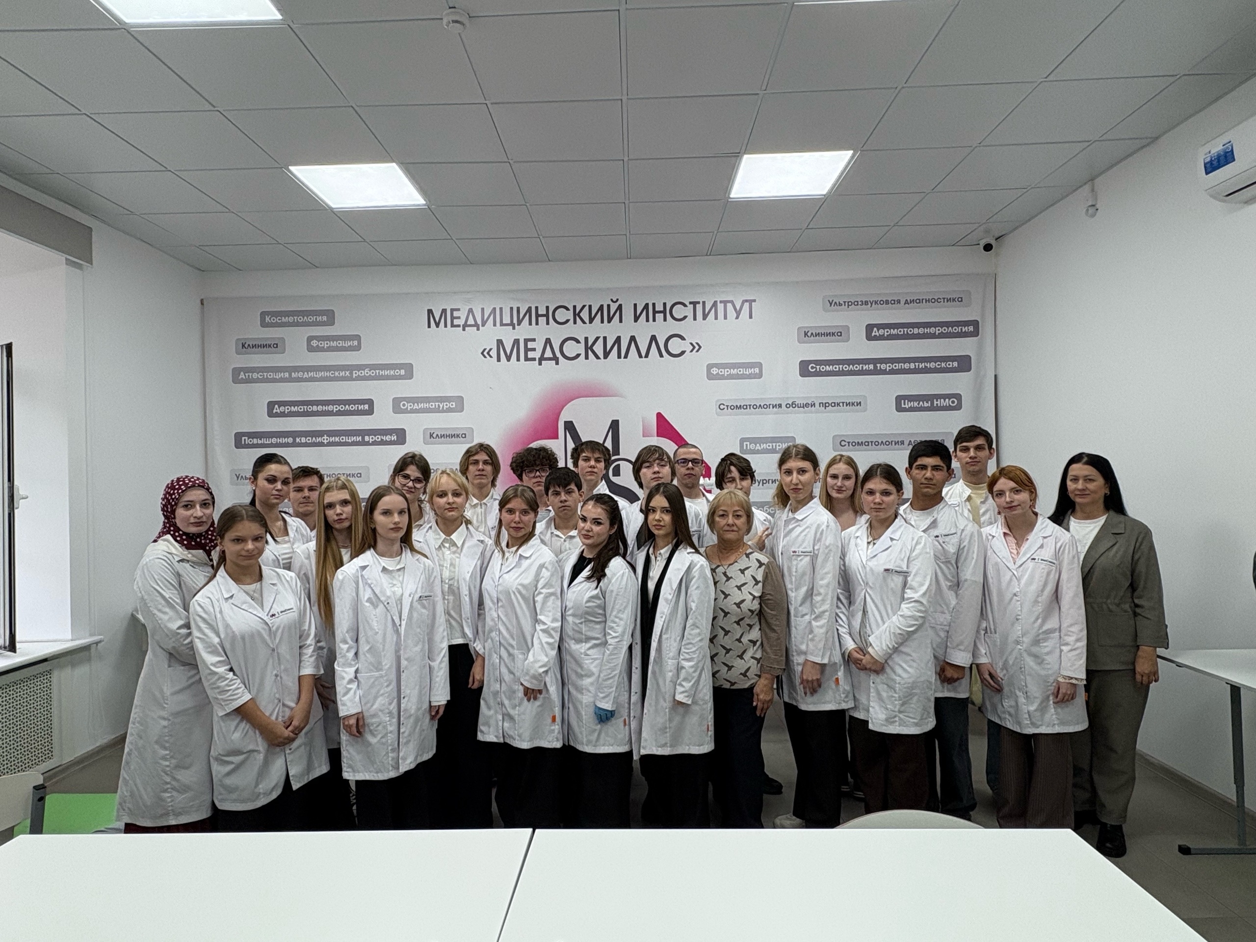 Профессиональные пробы для учащихся Лицея №58 в стенах «МедСкиллс»