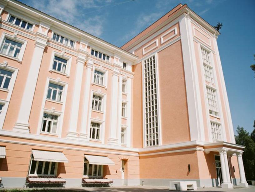 Студенту  НГМУ