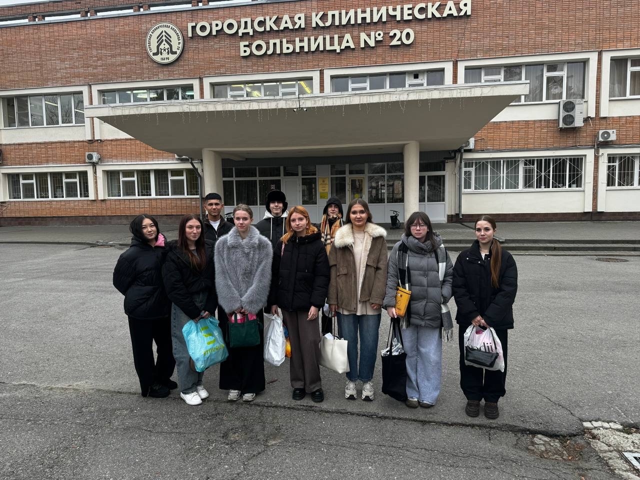 Студенты колледжа «МедСкиллс» проходят ознакомительную практику в ГКБ №20