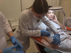 В «МедСкиллс» проходит курс переподготовки по косметологии для врачей