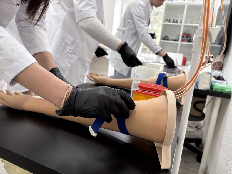 Заработок медсестры без стажа в 2026 году