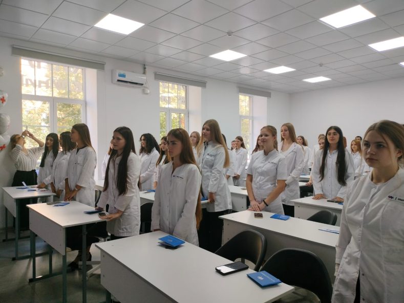 Более 50 тысяч первокурсников поступили на целевые места