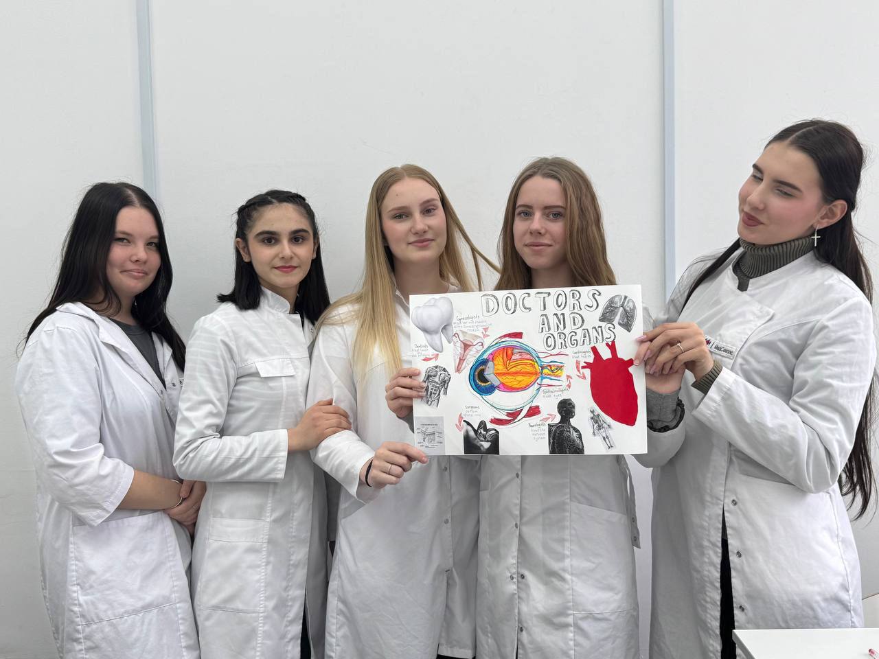 Творческий урок английского языка в группе СД-3