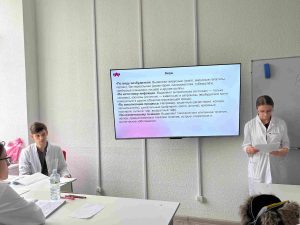 Студенты СД-4 выступили с докладом о профилактике инфекционных заболеваний 