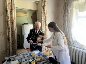 Студенты «МедСкиллс» почтили память героев в преддверии Дня Победы