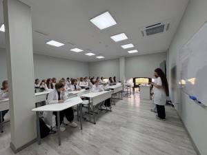 В «МедСкиллс» прошли информационные беседы о правилах поведения и профессиональной культуре