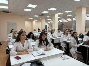 В «МедСкиллс» прошло собрание старост первого и второго курсов