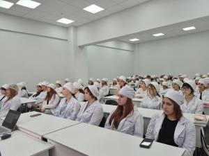 Лекция о ВИЧ-инфекции для студентов «МедСкиллс»